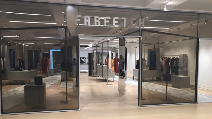 Farfetch Overview: How the Luxury Fashion Platform Connects the World