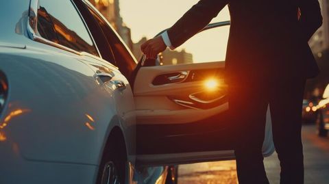 Luxury Vehicle Leasing Guide for Modern Transportation Needs