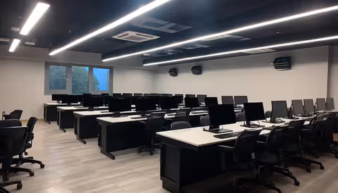 Office Cubicle Furniture: Explore Workplace Layouts and Productivity