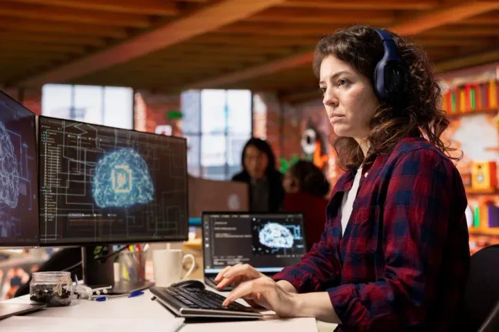 Build Future-Ready Skills with AI and Machine Learning Courses Online
