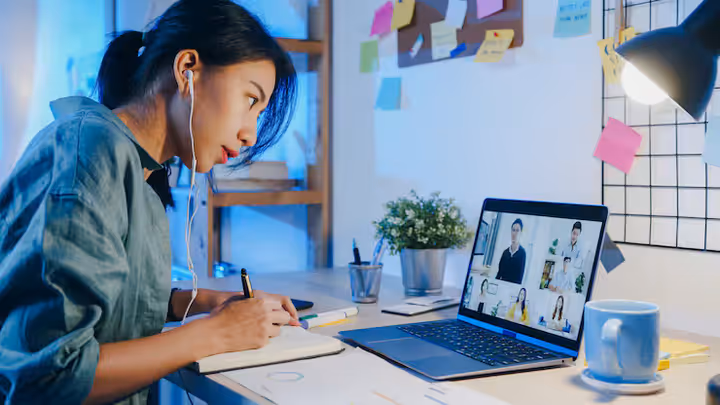 Udemy Discover: Knowledge Sharing and Professional Development Trends