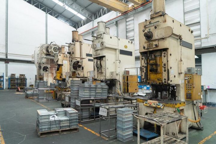 Industrial Machinery and Equipment Overview and Industrial Applications